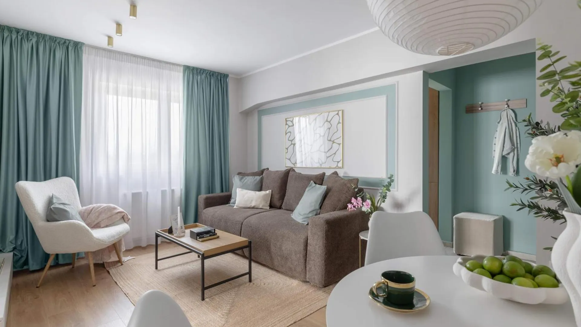 Sublime 1Br On The Park Apartamento Bucareste